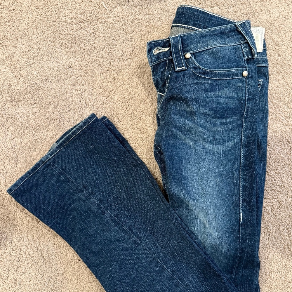True religion ultra low rise boot cut jeans size 25